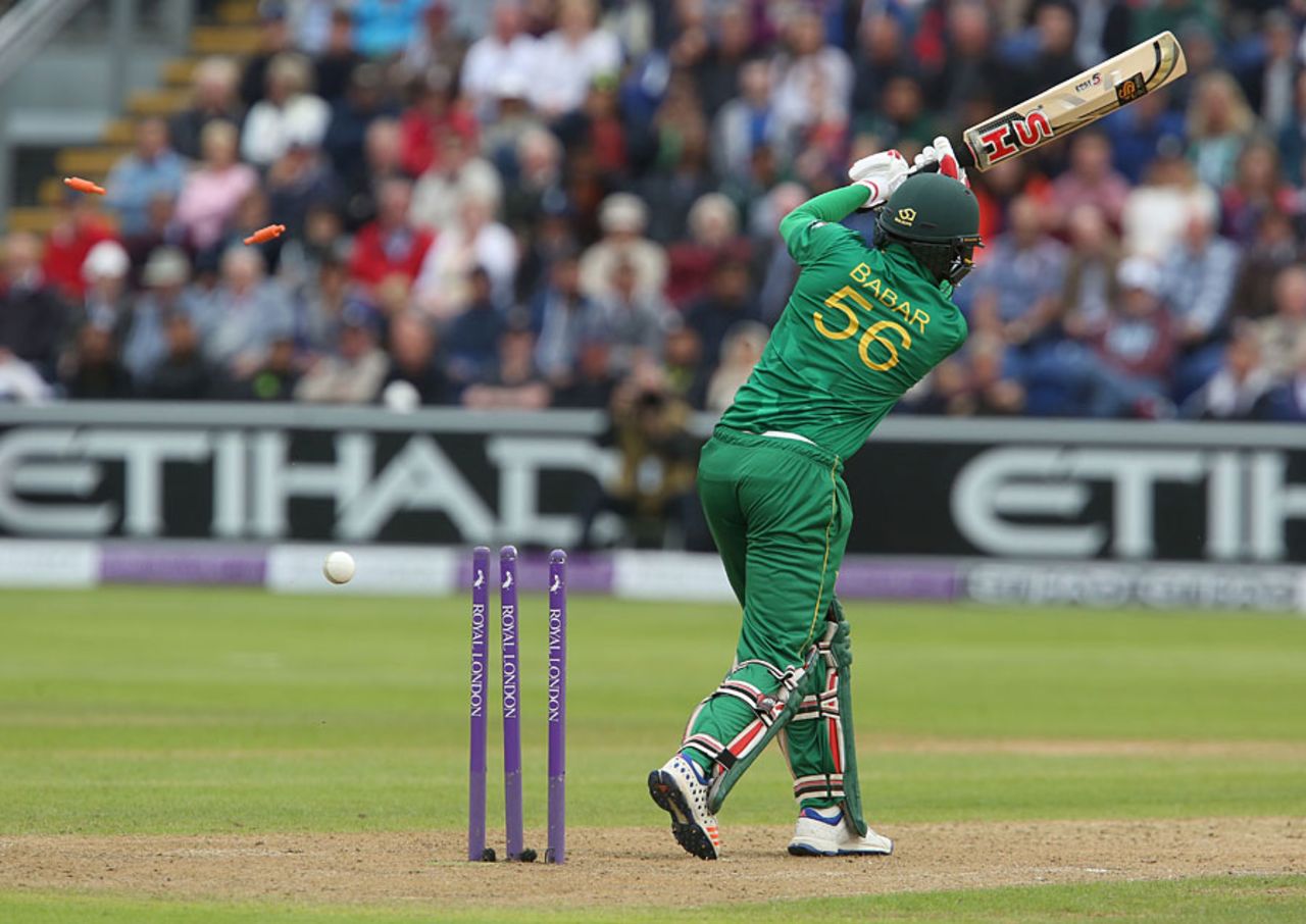 Babar Azam was bowled by Mark Wood,  England v Pakistan, 5th ODI, Cardiff, September 4, 2016