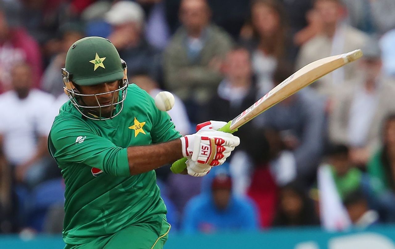 Sarfraz Ahmed plays a pull,  England v Pakistan, 5th ODI, Cardiff, September 4, 2016