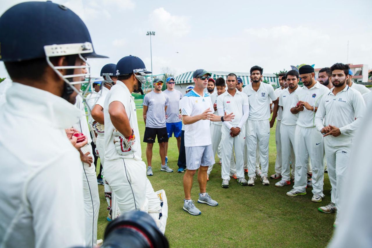 Gary Kirsten talks to players at a Rajasthan Cricket Association training camp, Jaipur, September 8, 2016