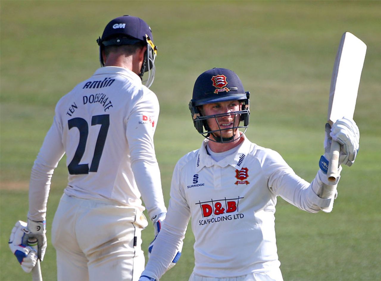 Adam Wheater marked his return to Essex with a half-century, Essex v Glamorgan, County Championship, Division Two, Chelmsford, 2nd day, September 13, 2016
