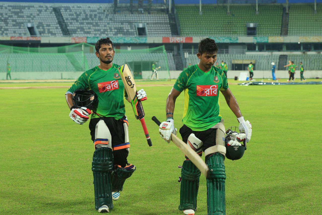 Anamul Haque and Mosaddek Hossain walk back from the nets, Mirpur, September 18, 2016