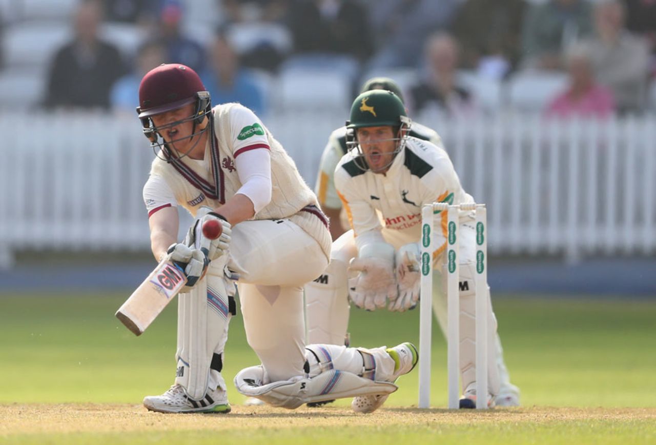 Dom Bess made 41 to secure Somerset a fourth batting point, Somerset v Nottinghamshire, County Championship, Division One, Taunton, 2nd day, September 21, 2016