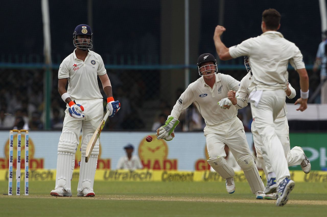 Mitchell Santner had KL Rahul caught behind, India v New Zealand, 1st Test, Kanpur, 1st day, September 22, 2016