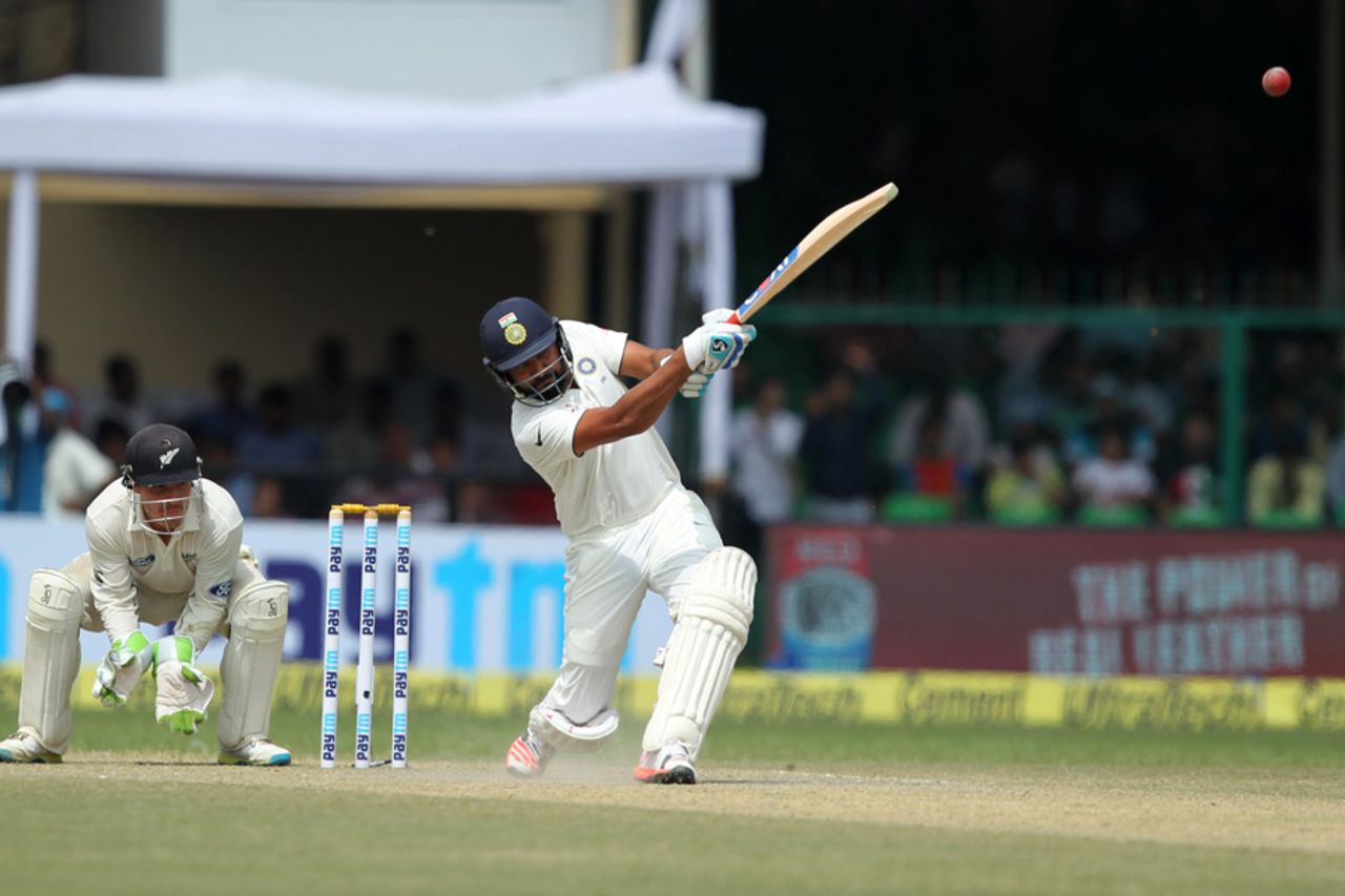 Rohit Sharma drills one towards the long-on boundary, India v New Zealand, 1st Test, Kanpur, 4th day, September 25, 2016