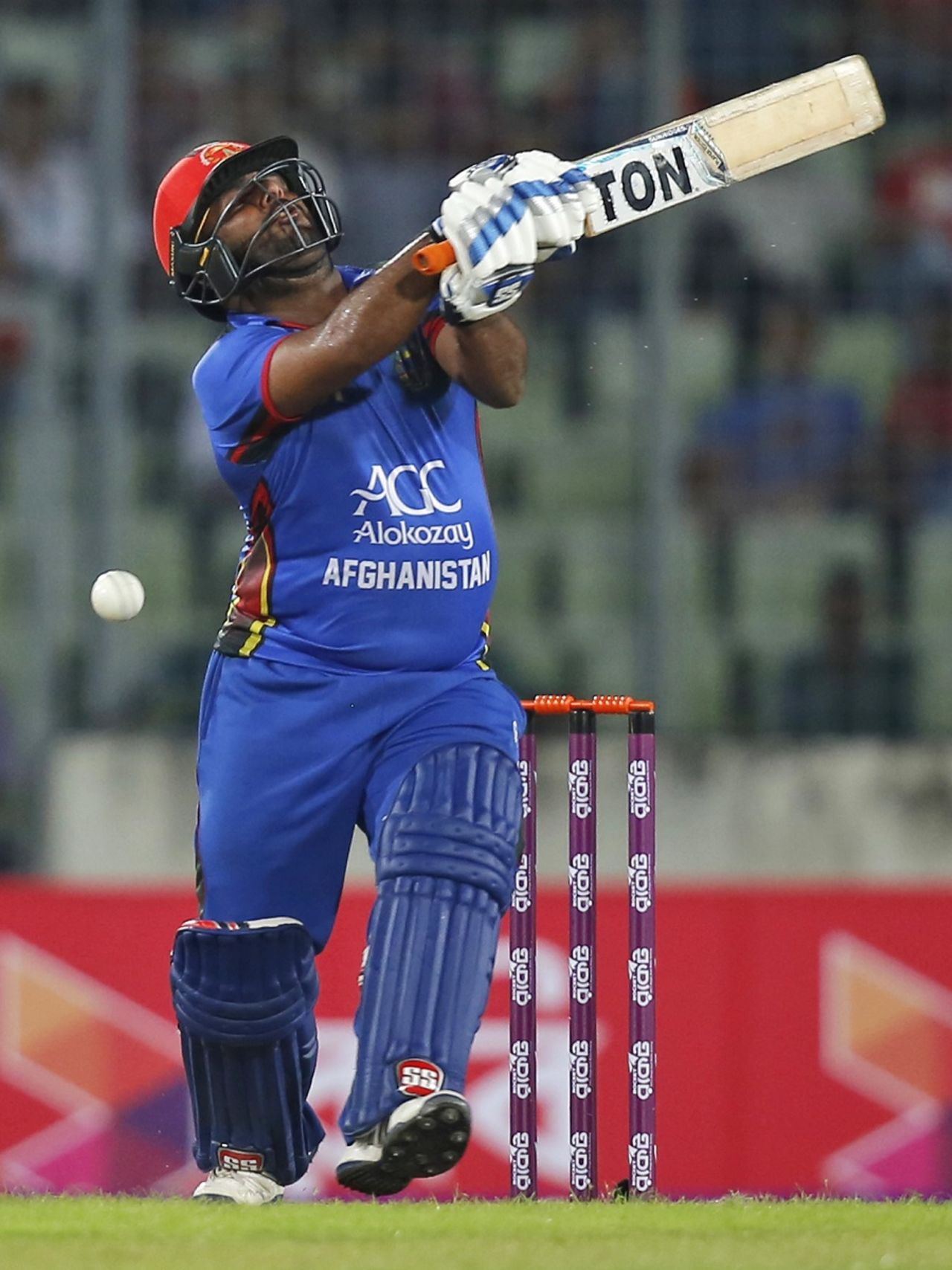 Mohammad Shahzad clubbed his way to 31 off 21 balls, Bangladesh v Afghanistan, 1st ODI, Mirpur, September 25, 2016