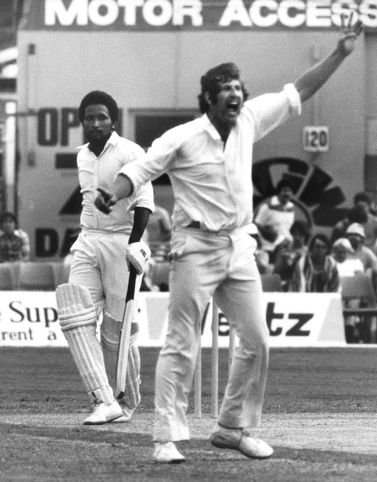 Max Walker appeals for the wicket of Andy Roberts, WSC Australia v WSC West Indies, RAS Showground, Sydney, 17 December 1977