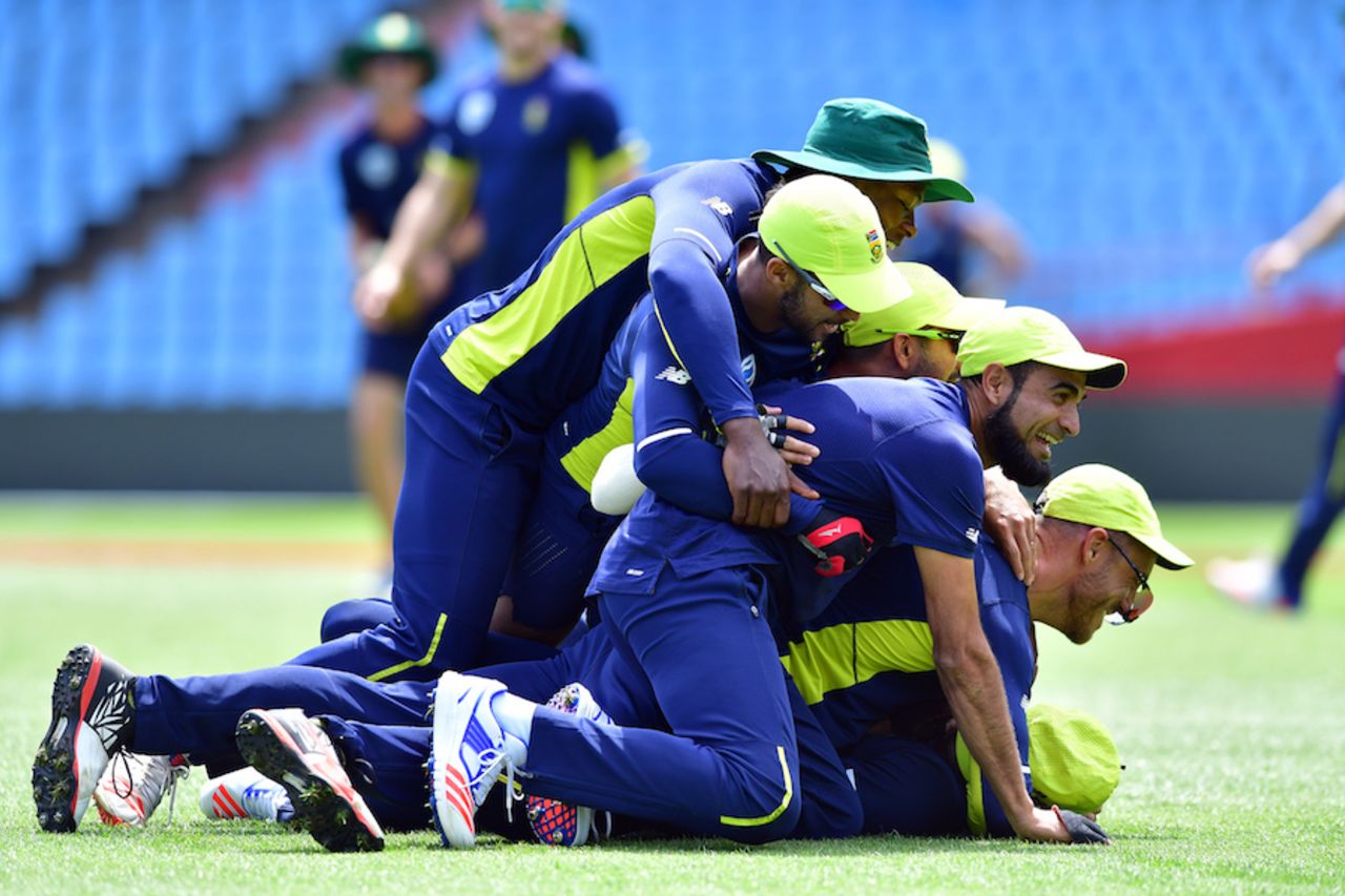 The South African players have some fun while training, Centurion, September 29, 2016