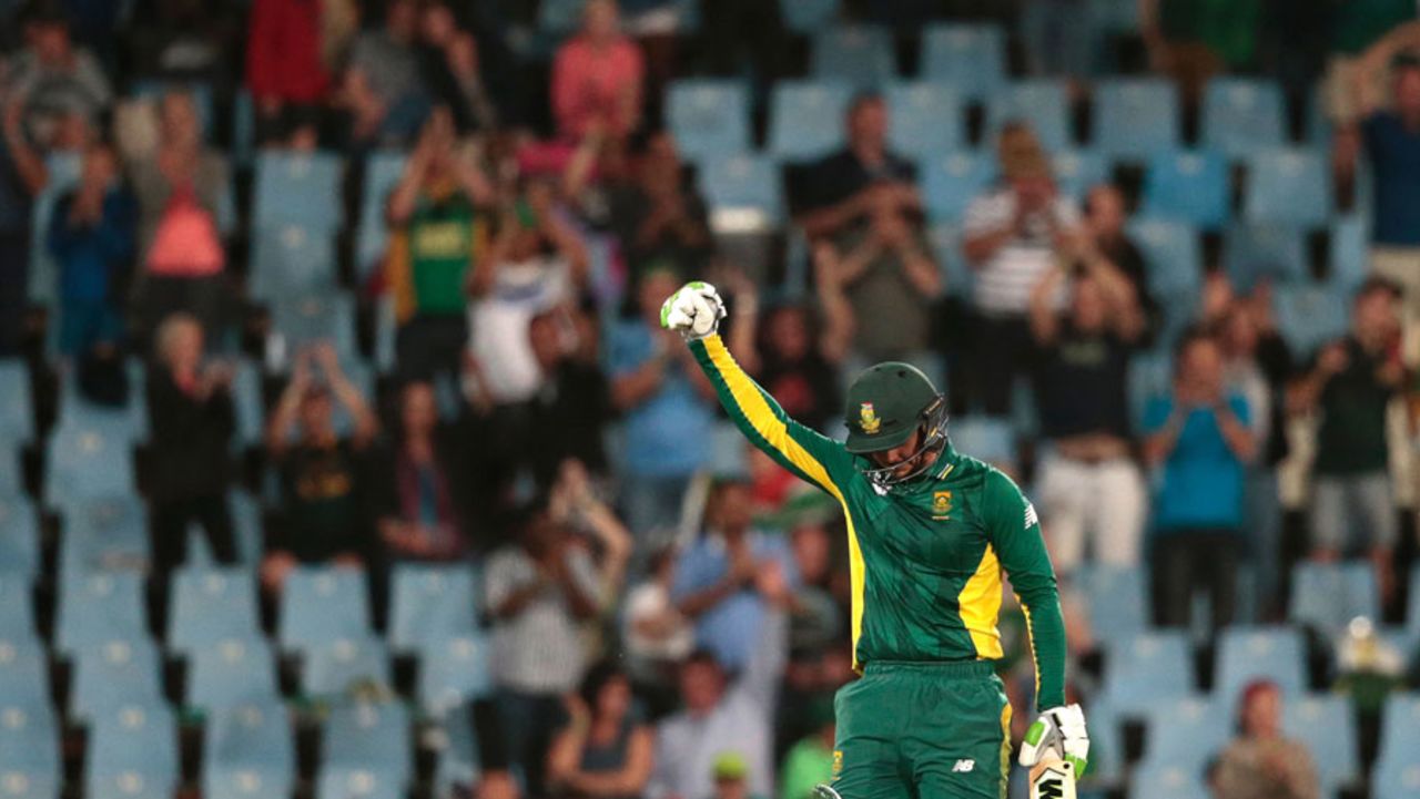Quinton de Kock brought up his hundred with a six, South Africa v Australia, 1st ODI, Centurion, September 30, 2016