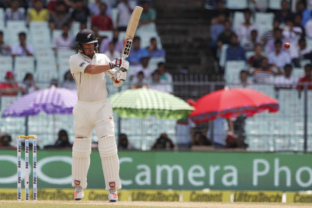 Luke Ronchi stands tall for a shot through midwicket, India v New Zealand, 2nd Test, Kolkata, 2nd day, October 1, 2016