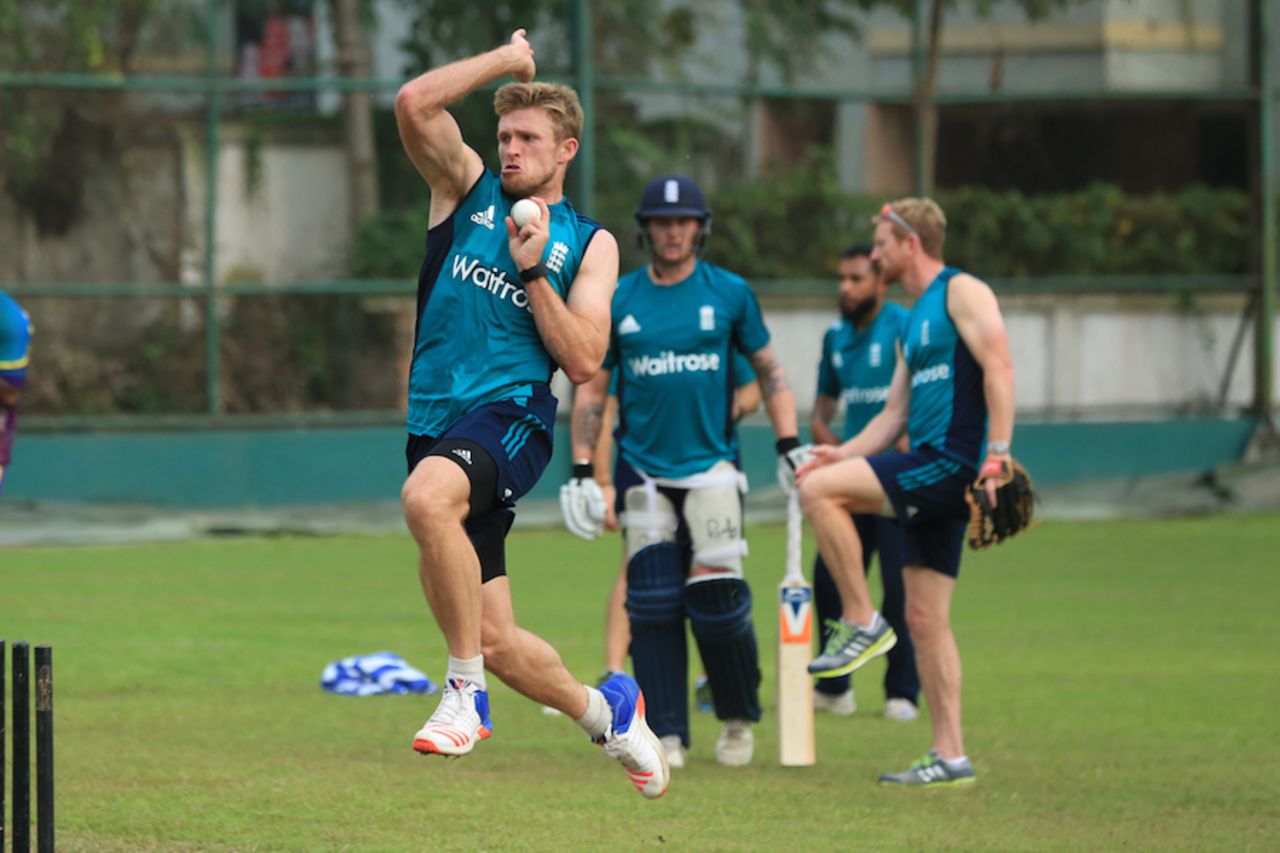 David Willey runs in to bowl in the nets, Dhaka, October 2, 2016