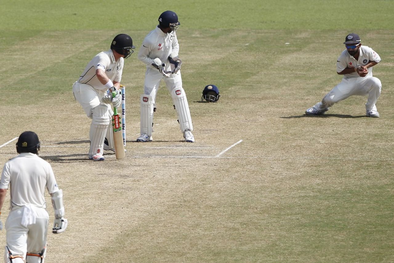 Henry Nicholls nicked a catch to Rahane, India v New Zealand, 2nd Test, Kolkata, 4th day, October 3, 2016