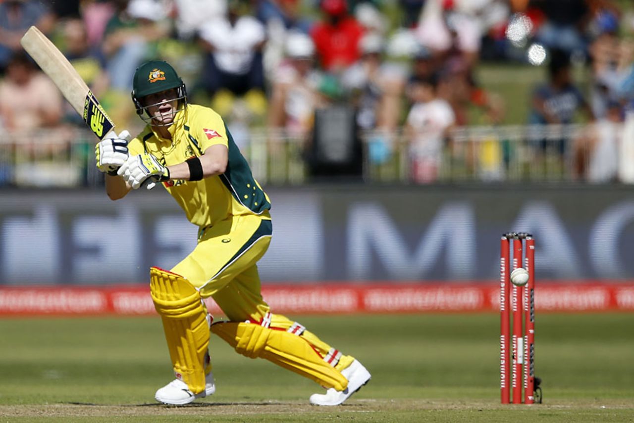 Steven Smith consolidated Australia's innings, Australia v South Africa, 3rd ODI, Durban, October 5, 2016