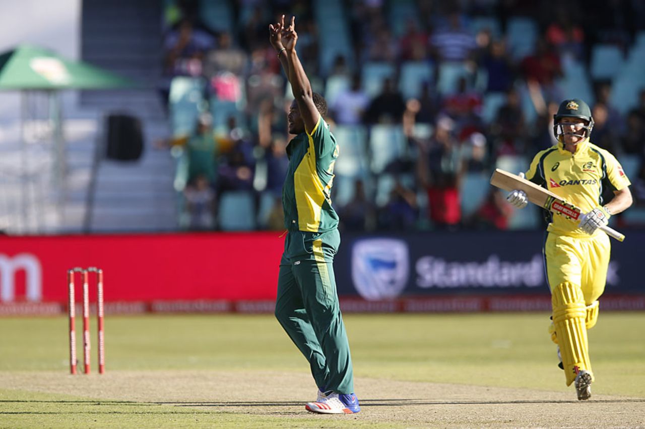 Andile Phehlukwayo removed George Bailey, Australia v South Africa, 3rd ODI, Durban, October 5, 2016