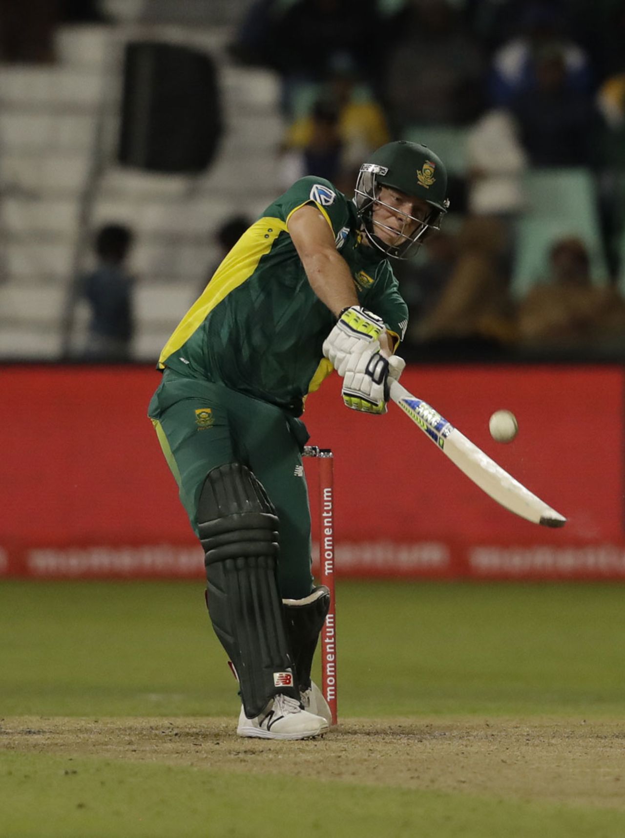 David Miller launches one down the ground, Australia v South Africa, 3rd ODI, Durban, October 5, 2016
