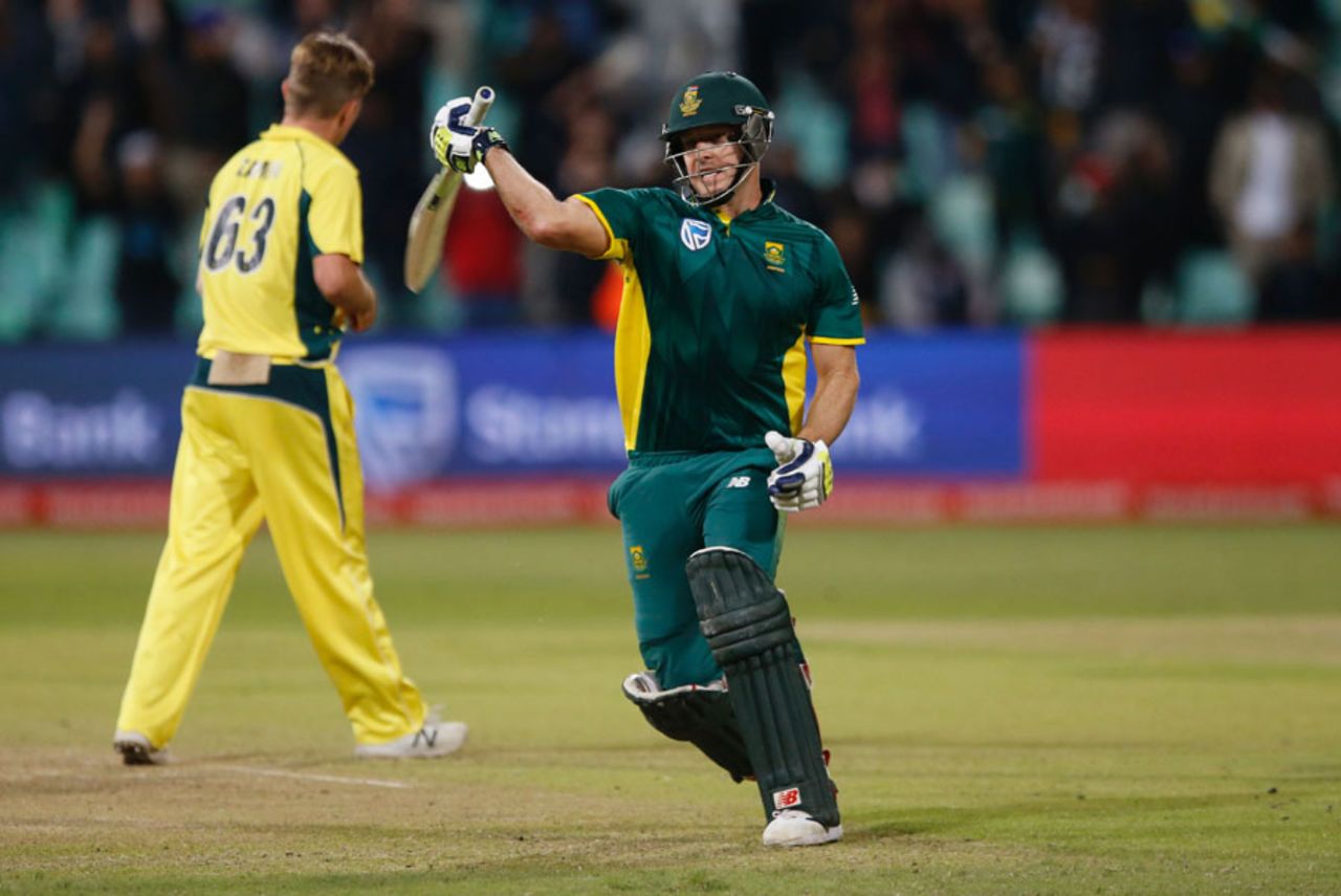 David Miller celebrates leading his side to victory, Australia v South Africa, 3rd ODI, Durban, October 5, 2016