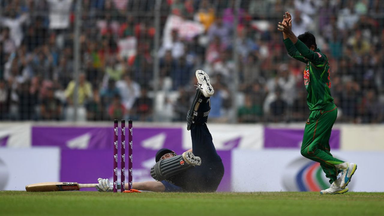 Jonny Bairstow was narrowly short of his ground going for a tight single, Bangladesh v England, 1st ODI, Dhaka, October 7, 2016