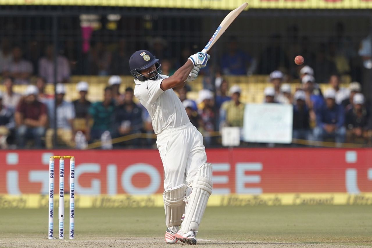 Rohit Sharma goes for the big pull shot en route to his unbeaten half-century, India v New Zealand, 3rd Test, Indore, 2nd day, October 9, 2016