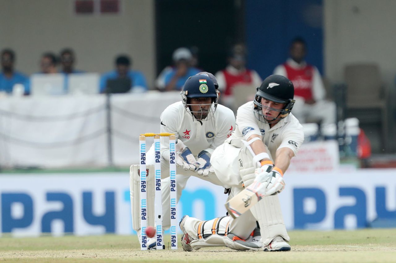 Tom Latham plays the sweep, India v New Zealand, 3rd Test, Indore, 3rd day, October 10, 2016 
