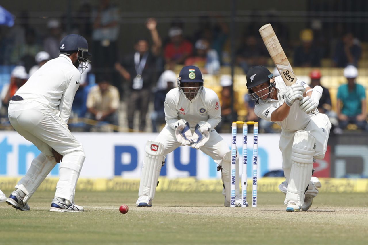 BJ Watling drives towards mid-off, India v New Zealand, 3rd Test, Indore, 3rd day, October 10, 2016