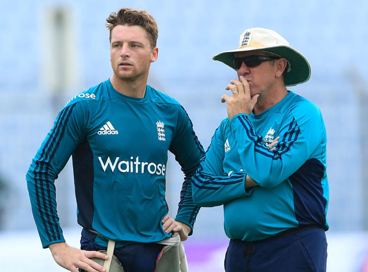 Jos Buttler and Trevor Bayliss chat during training, Chittagong, October 11, 2016