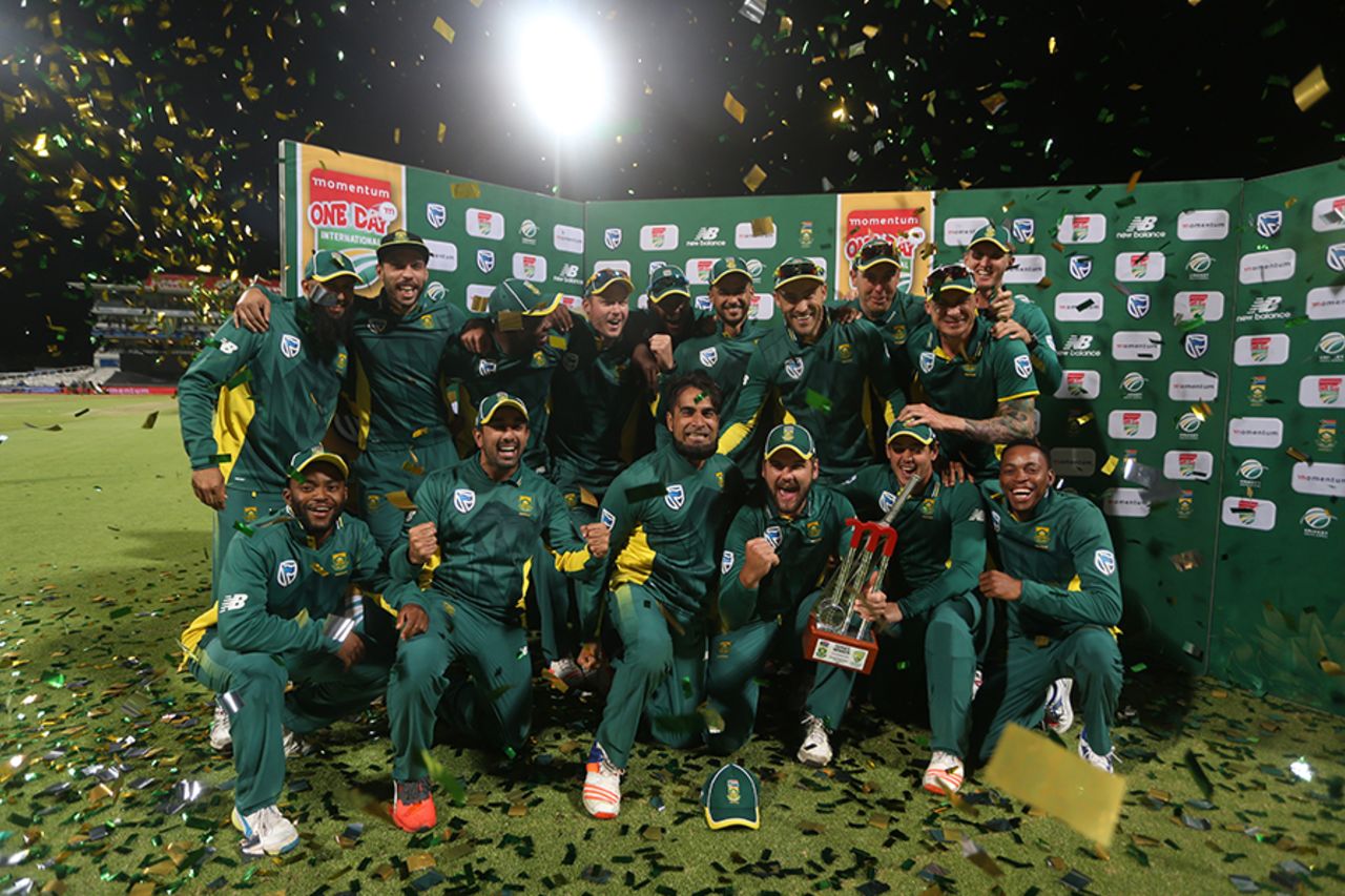An ecstatic South Africa pose with the trophy after beating Australia 5-0, South Africa v Australia, 5th ODI, Cape Town, October 12, 2016