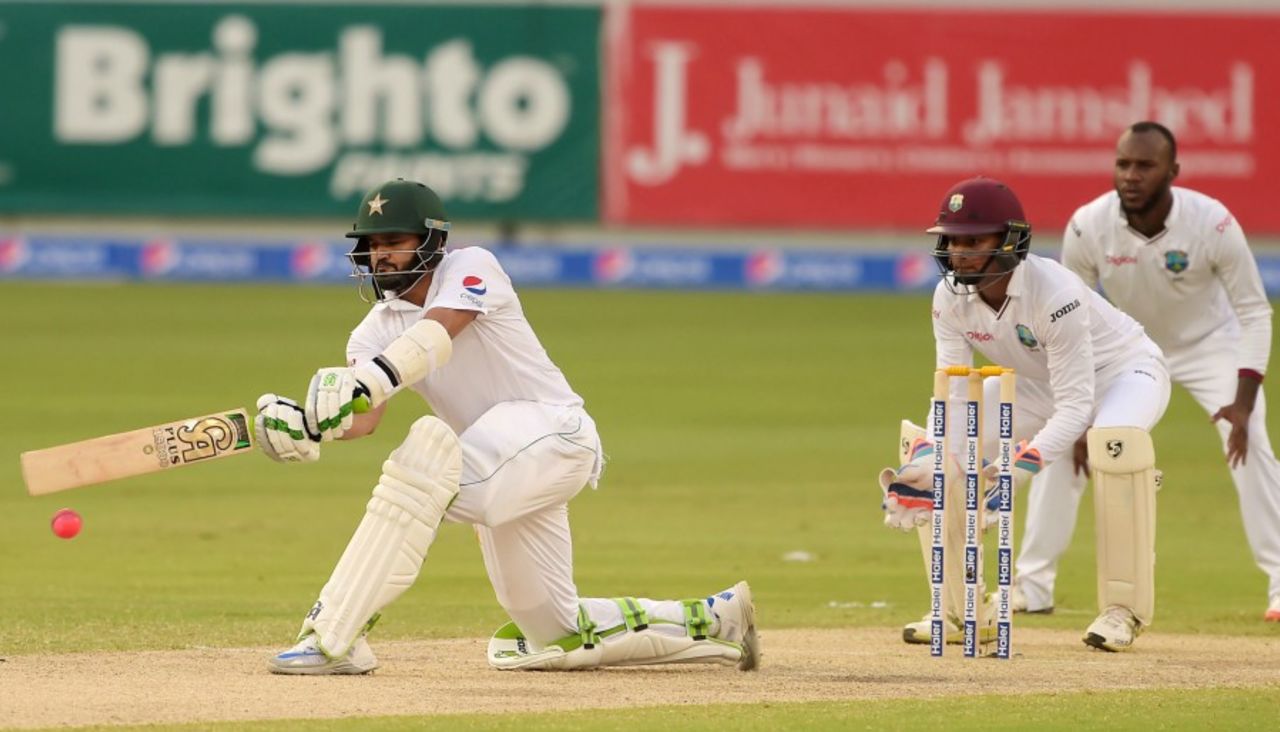 Azhar Ali shapes to sweep, Pakistan v West Indies, 1st Test, Dubai, 2nd day, October 14, 2016