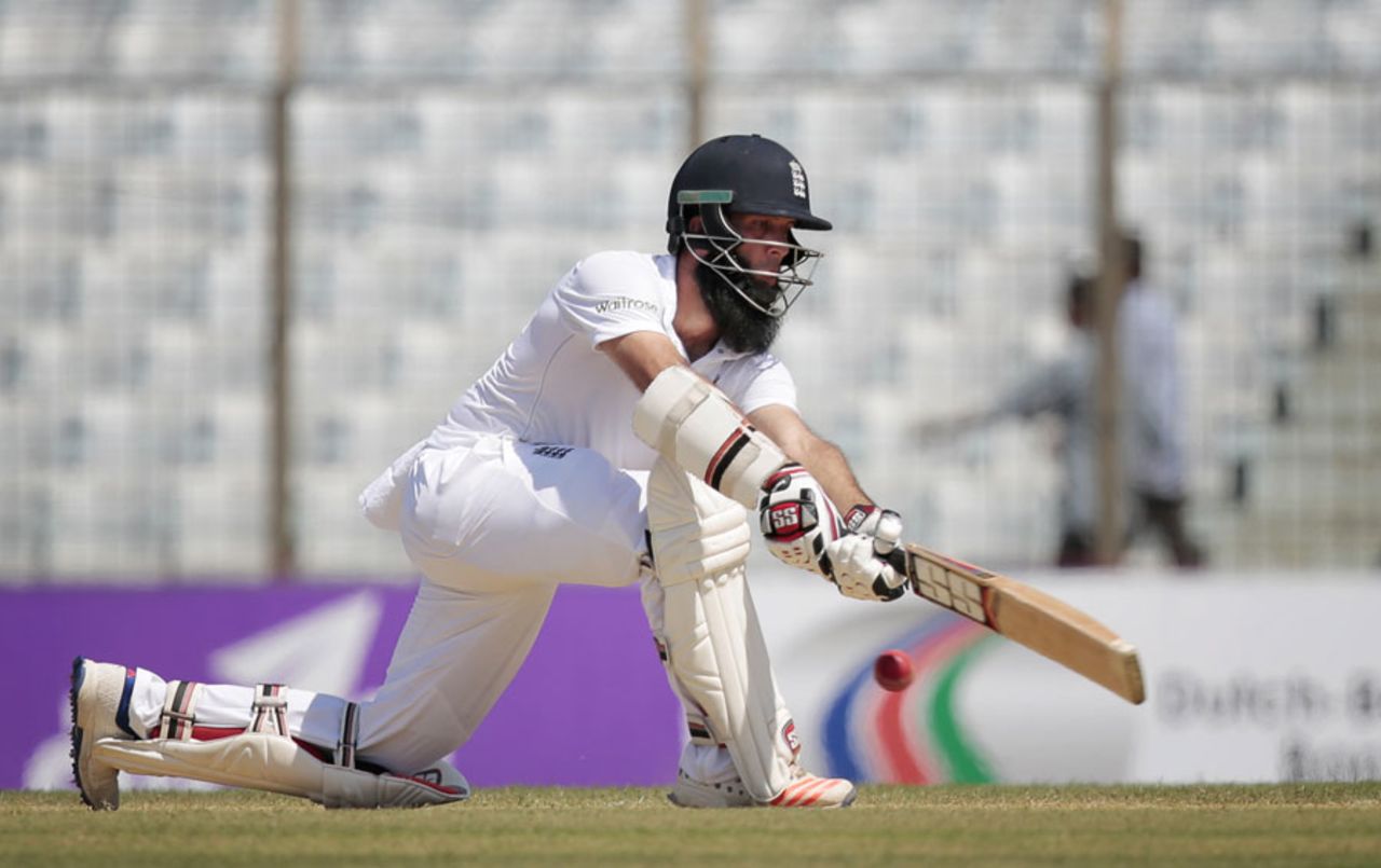 Moeen Ali was involved in a fifty partnership for the fourth wicket, Bangladesh v England, 1st Test, Chittagong, 1st day, October 20, 2016