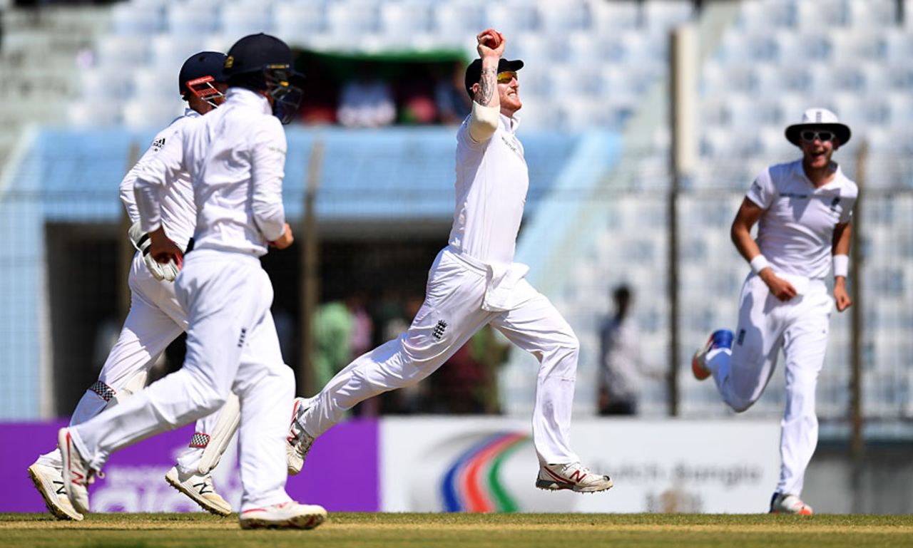 Ben Stokes held Mominul Haque's edge, Bangladesh v England, 1st Test, Chittagong, 2nd day, October 21, 2016