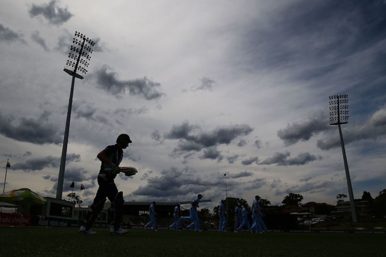 Victoria and New South Wales players take the field at the Drummoyne Oval, Victoria v New South Wales, Matador Cup 2016-17, elimination final, Sydney, October 21, 2016