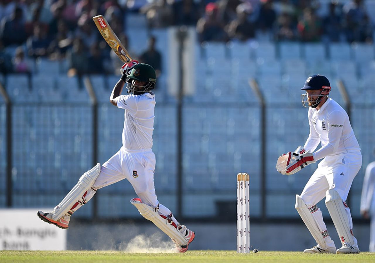 Tamim Iqbal picked the lengths of England's spinners, Bangladesh v England, 1st Test, Chittagong, 2nd day, October 21, 2016