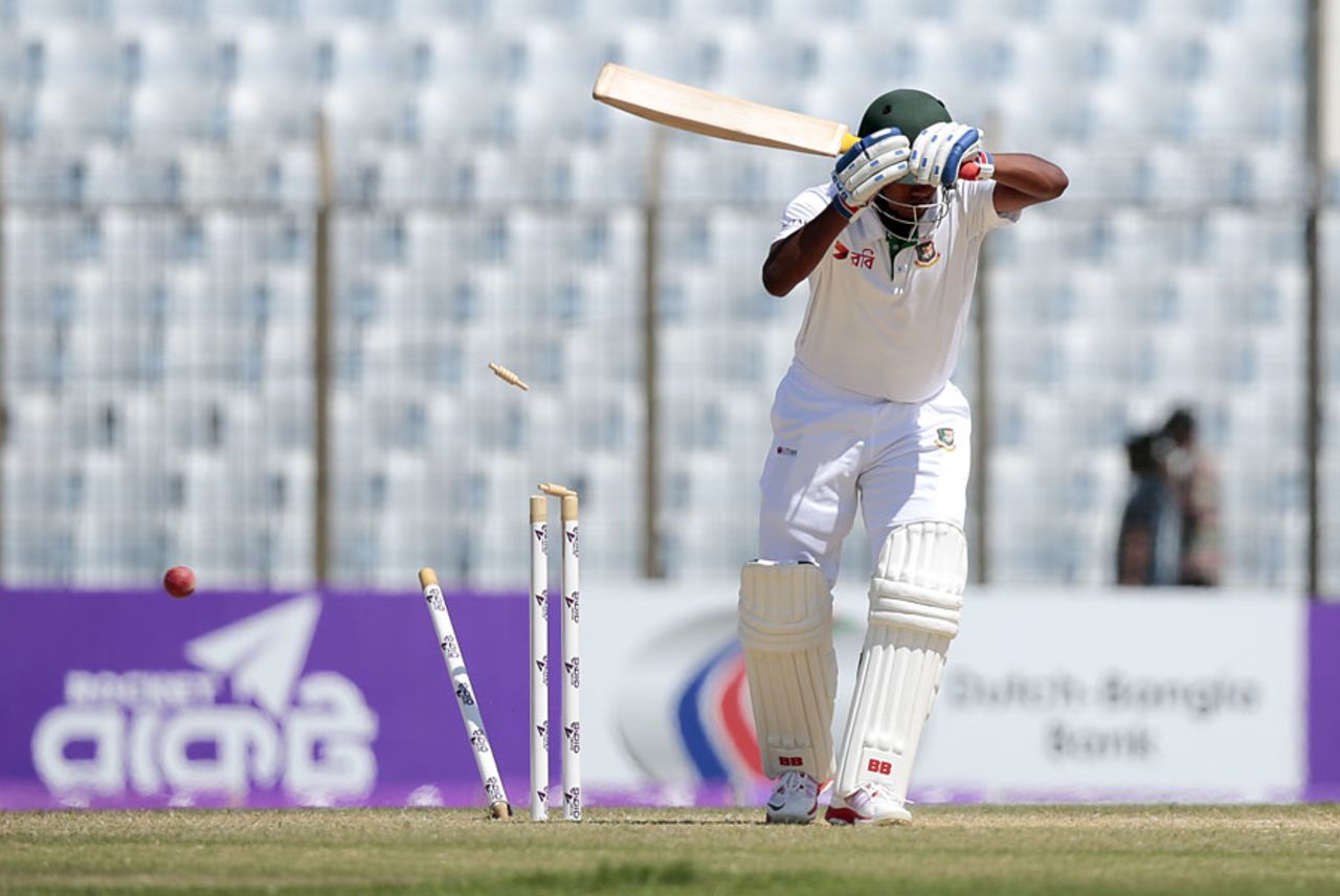 Should have played that: Kamrul Islam Rabbi loses his off stump, Bangladesh v England, 1st Test, Chittagong, 3rd day, October 22, 2016