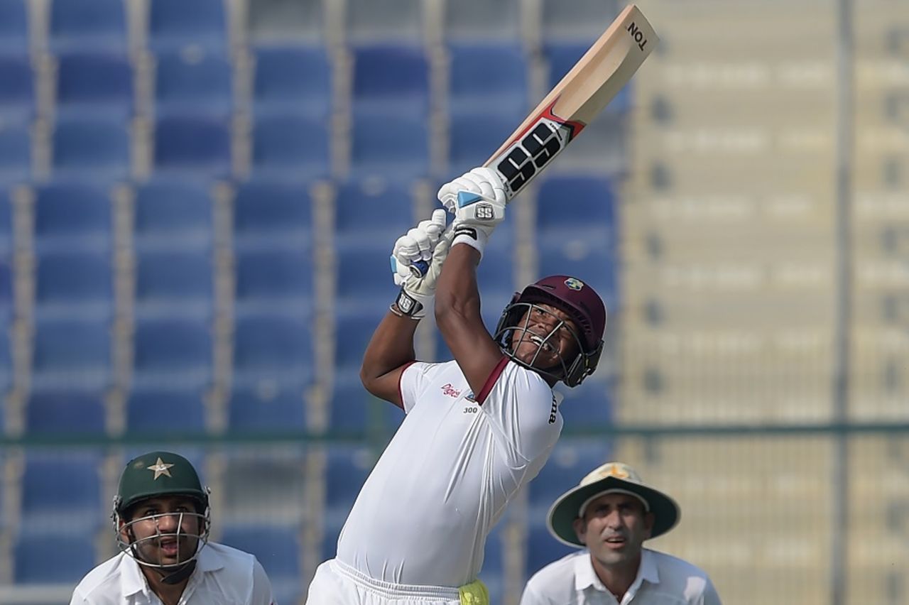 Leon Johnson hits over the top, Pakistan v West Indies, 2nd Test, Abu Dhabi, 2nd day, October 22, 2016