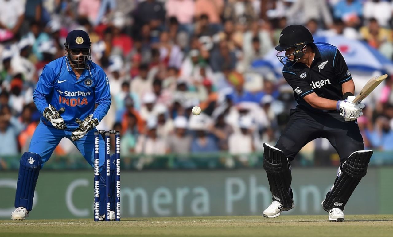 Ross Taylor shared a third-wicket stand of 73 with Tom Latham, India v New Zealand, 3rd ODI, Mohali, October 23, 2016