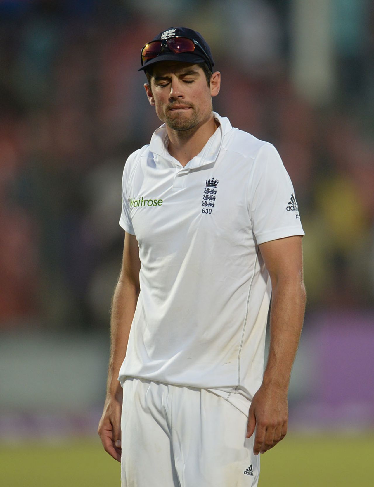 Alastair Cook had much to ponder, Bangladesh v England, 1st Test, Chittagong, 4th day, October 23, 2016