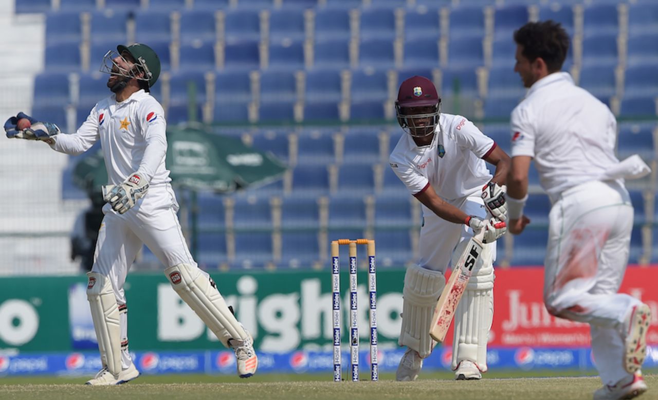Yasir Shah had Roston Chase caught behind by Sarfraz Ahmed, Pakistan v West Indies, 2nd Test, Abu Dhabi, 5th day, October 25, 2016