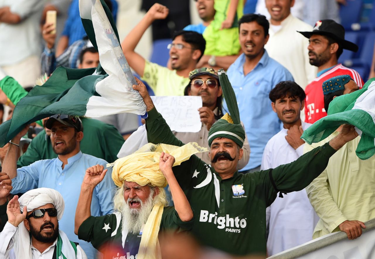 Pakistan fans celebrate in the stands, Pakistan v West Indies, 2nd Test, Abu Dhabi, 5th day, October 25, 2016