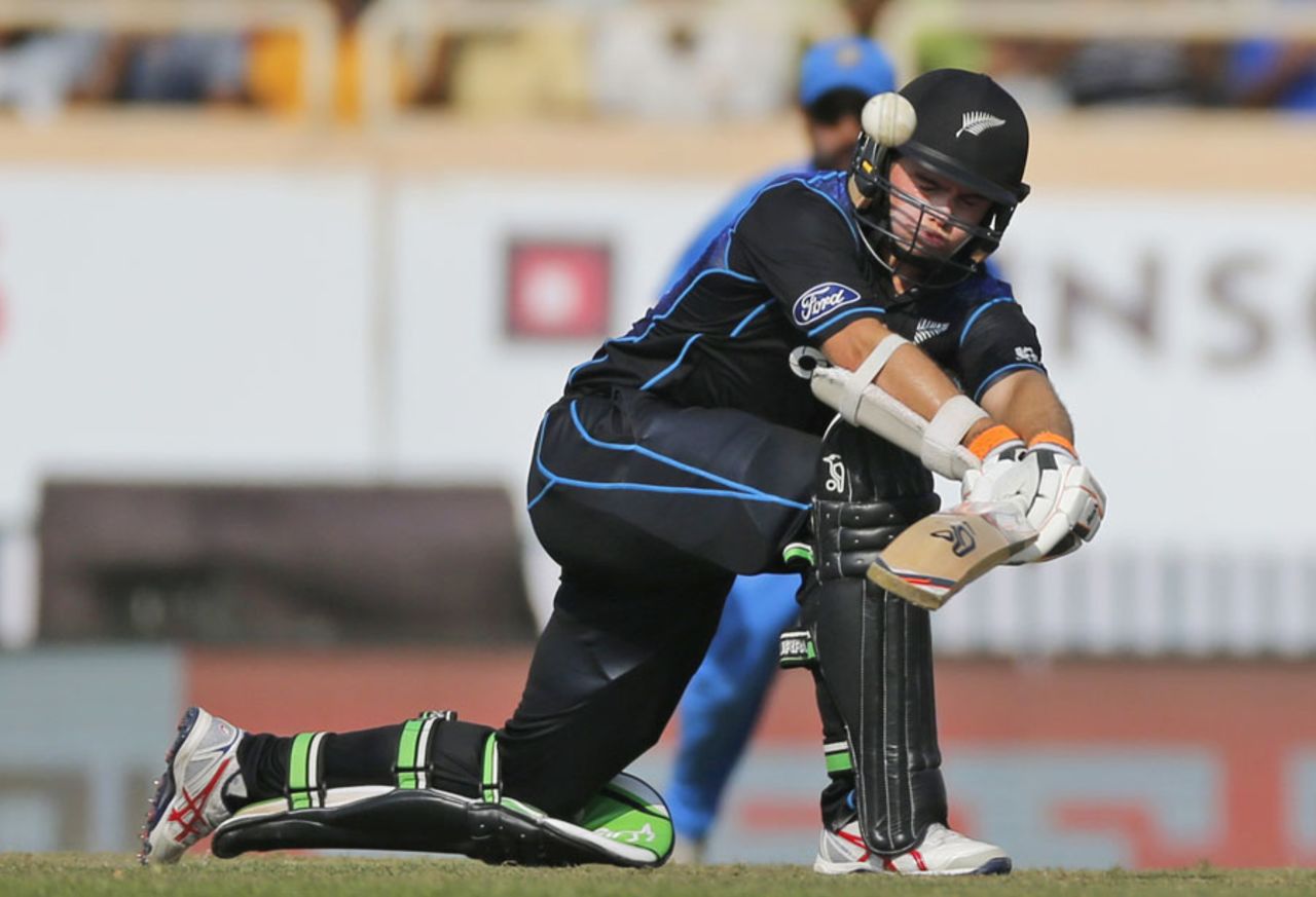 Tom Latham top-edges a sweep shot, India v New Zealand, 4th ODI, Ranchi, October 26, 2016