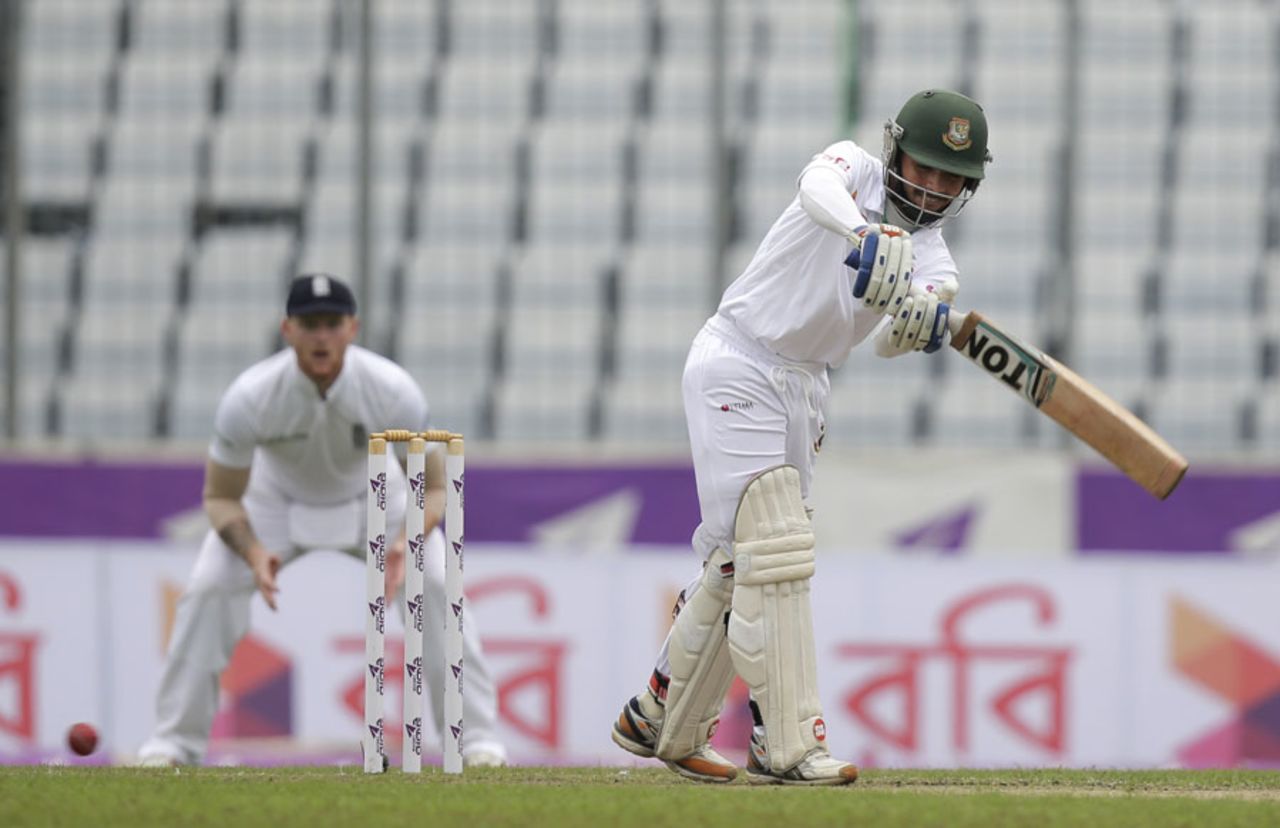 Mominul Haque helped put on a century stand in the morning session, Bangladesh v England, 2nd Test, Mirpur, 1st day, October 28, 2016