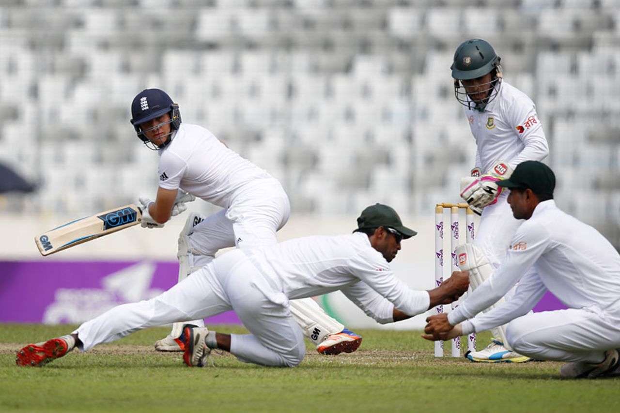 Zafar Ansari edged to gully, Bangladesh v England, 2nd Test, Mirpur, 2nd day, October 29, 2016