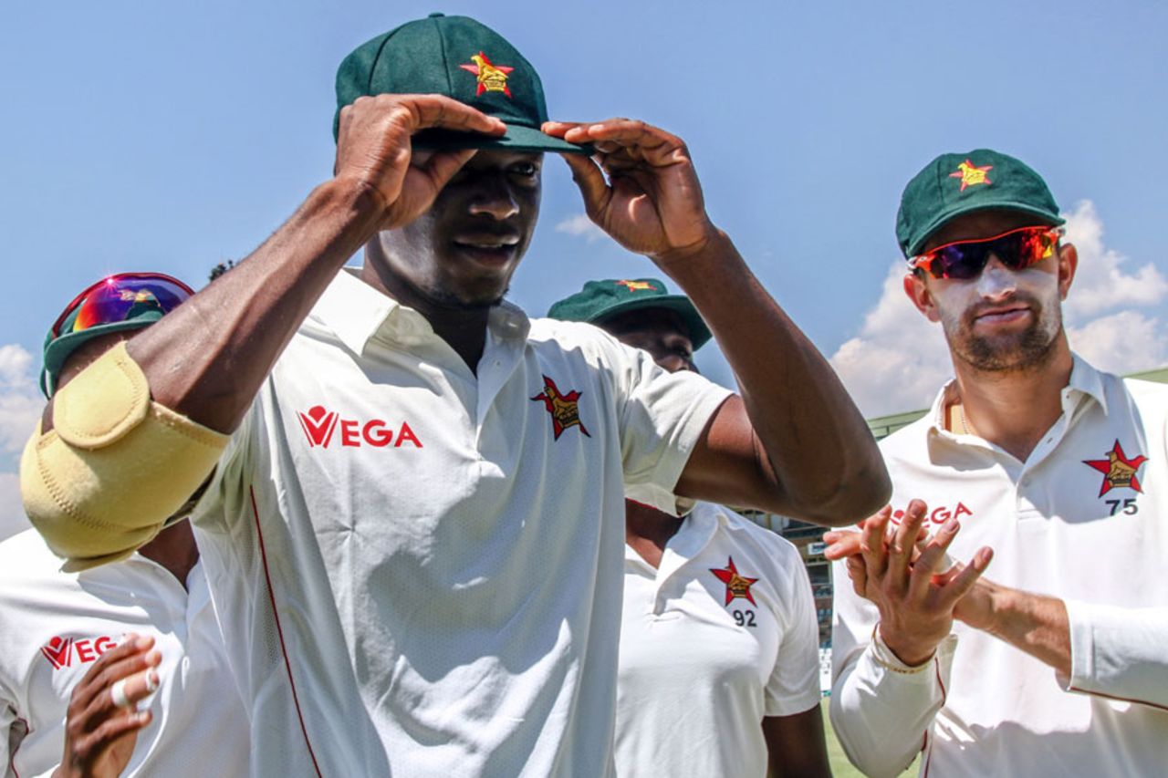 Fast bowler Carl Mumba receives his Zimbabwe Test cap, Zimbabwe v Sri Lanka, 1st Test, Harare, 1st day, October 29, 2016