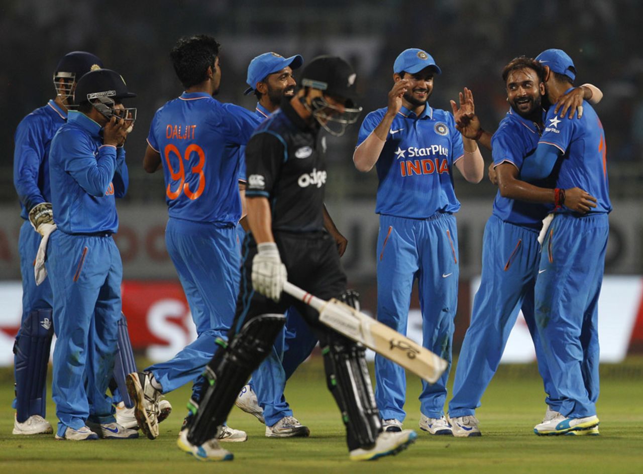 Amit Mishra celebrates the wicket of BJ Watling, India v New Zealand, 5th ODI, Visakhapatnam, October 29, 2016