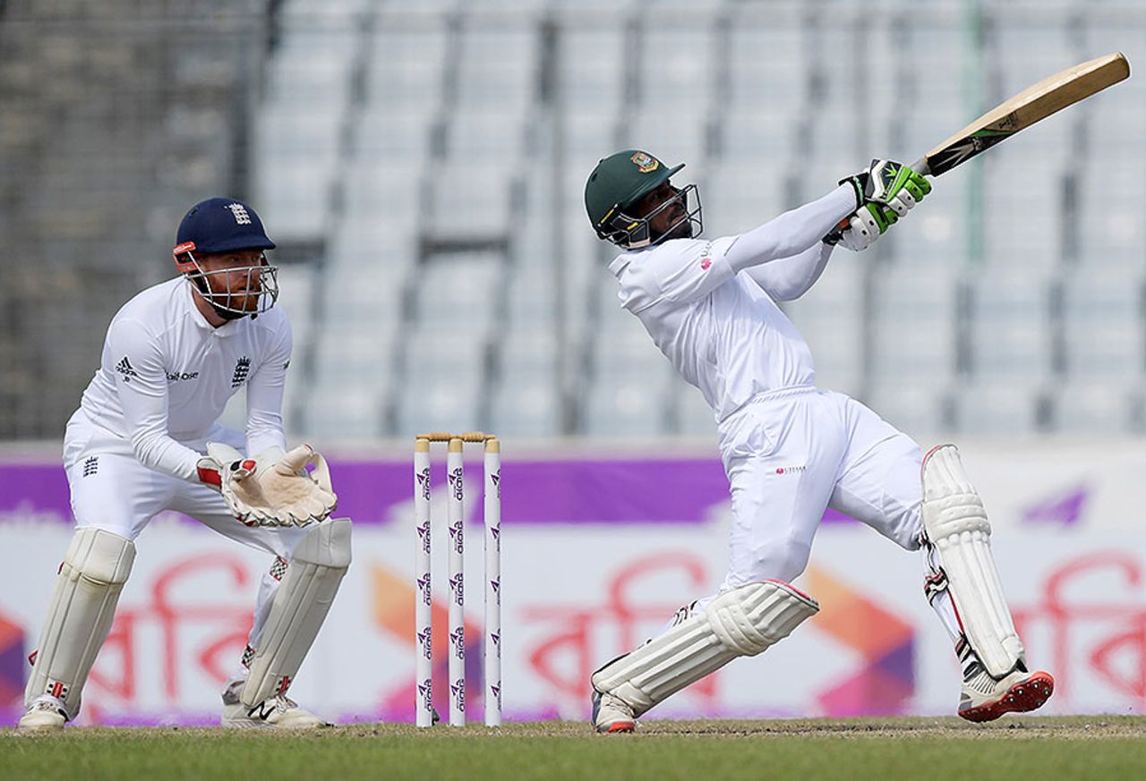 Shuvagata Hom pulls one away, Bangladesh v England, 2nd Test, Mirpur, 3rd day, October 30, 2016