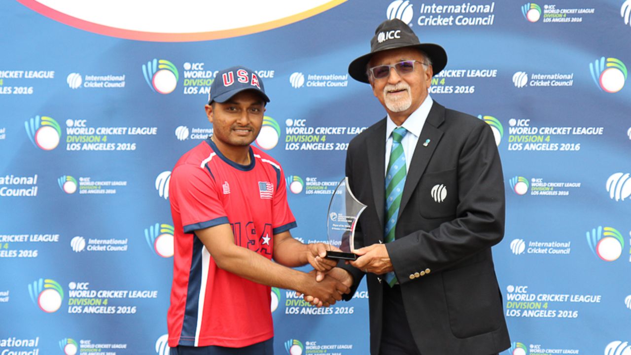 Timil Patel receives his Man of the Match award after taking 5 for 29, USA v Bermuda, ICC World Cricket League Division Four, Los Angeles, October 29, 2016