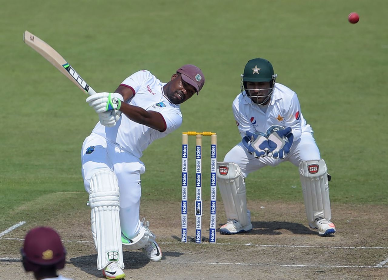 Darren Bravo tries to hit over the offside, Pakistan v West Indies, 3rd Test, Sharjah, 2nd day, October 31, 2016
