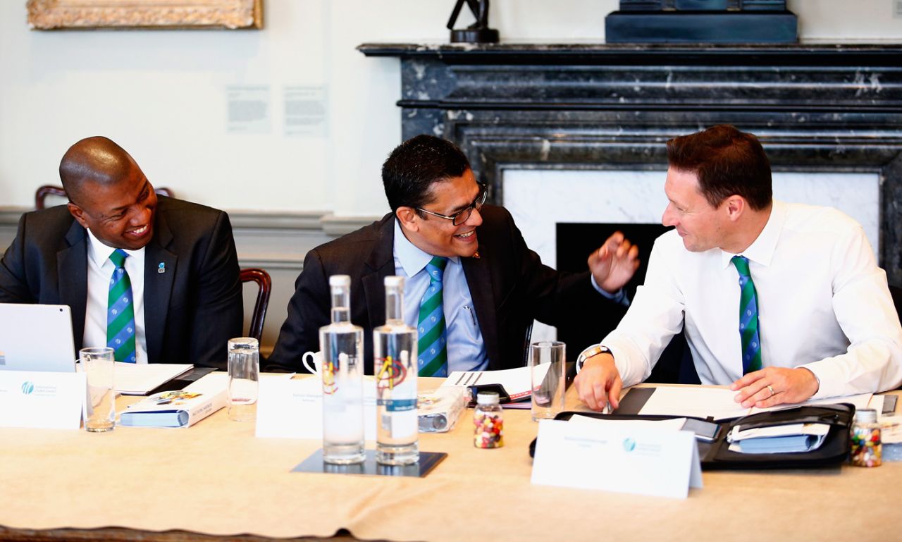 (From left) Adrian Griffith, Ranjan Madugalle and Richard Kettleborough chat during the ICC Cricket Committee meeting at Lord's, June 1, 2016