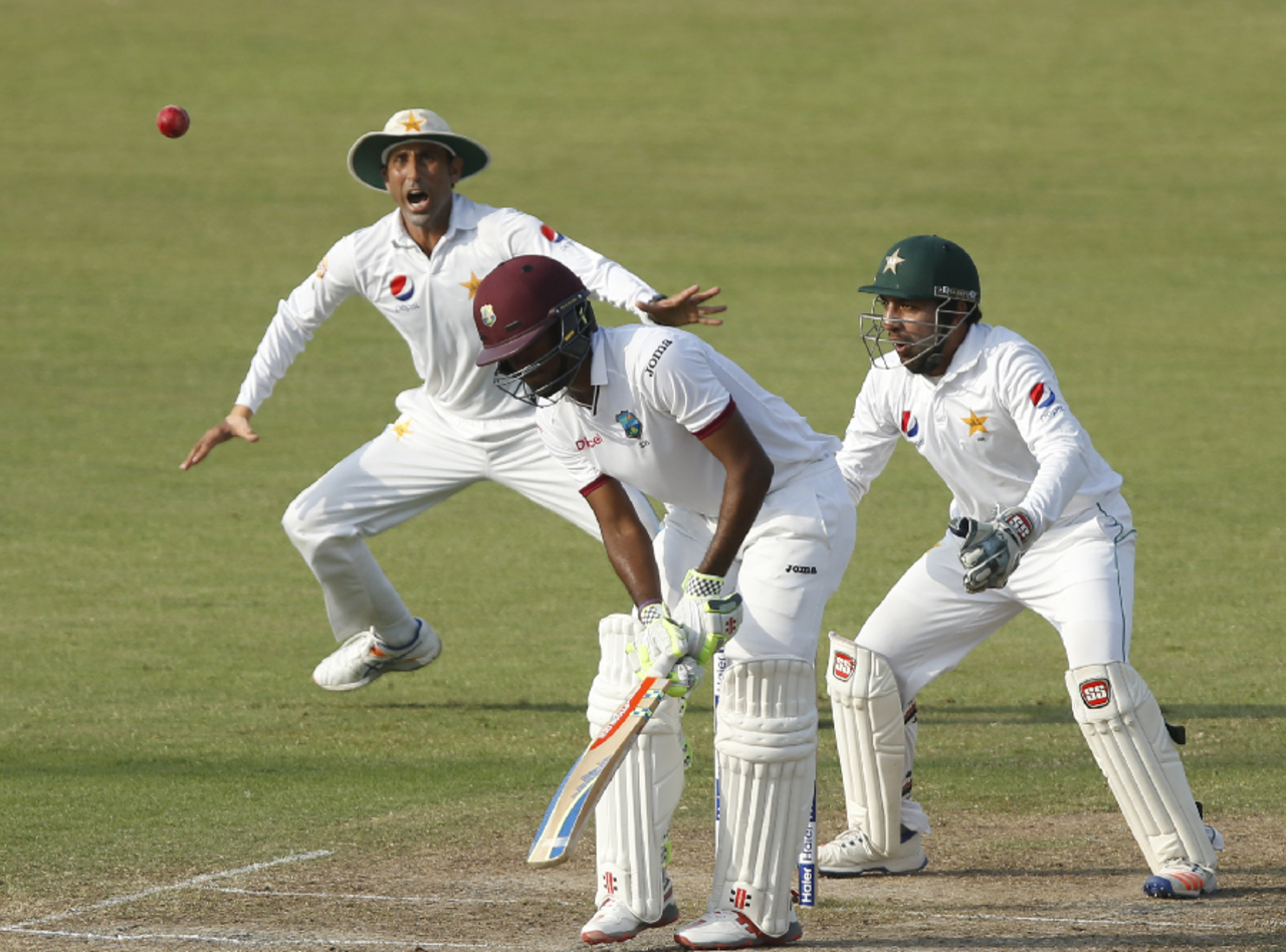 Younis Khan tries to go for a half-chance , Pakistan v West Indies, 3rd Test, Sharjah, 4th day, November 2, 2016