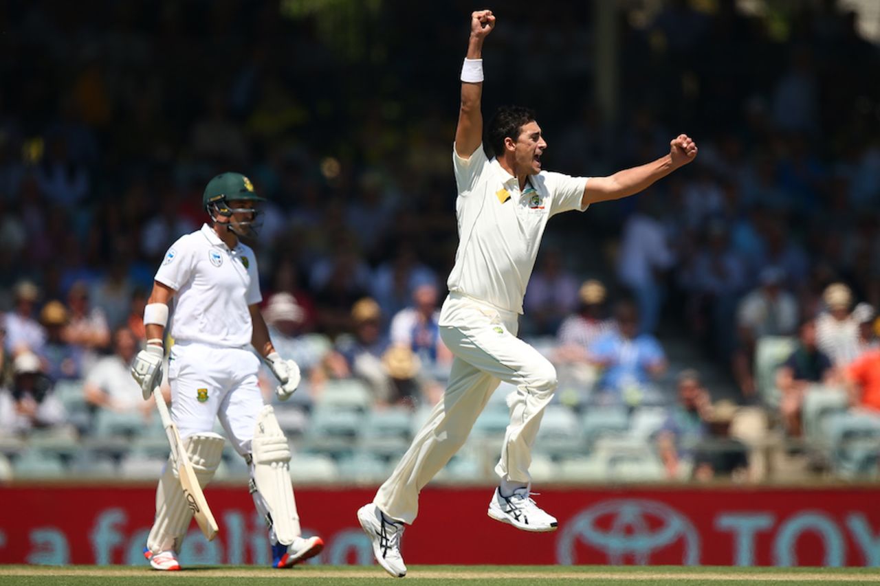 Mitchell Starc is elated after striking in the first over, Australia v South Africa, 1st Test, Perth, 1st day, November 3, 2016