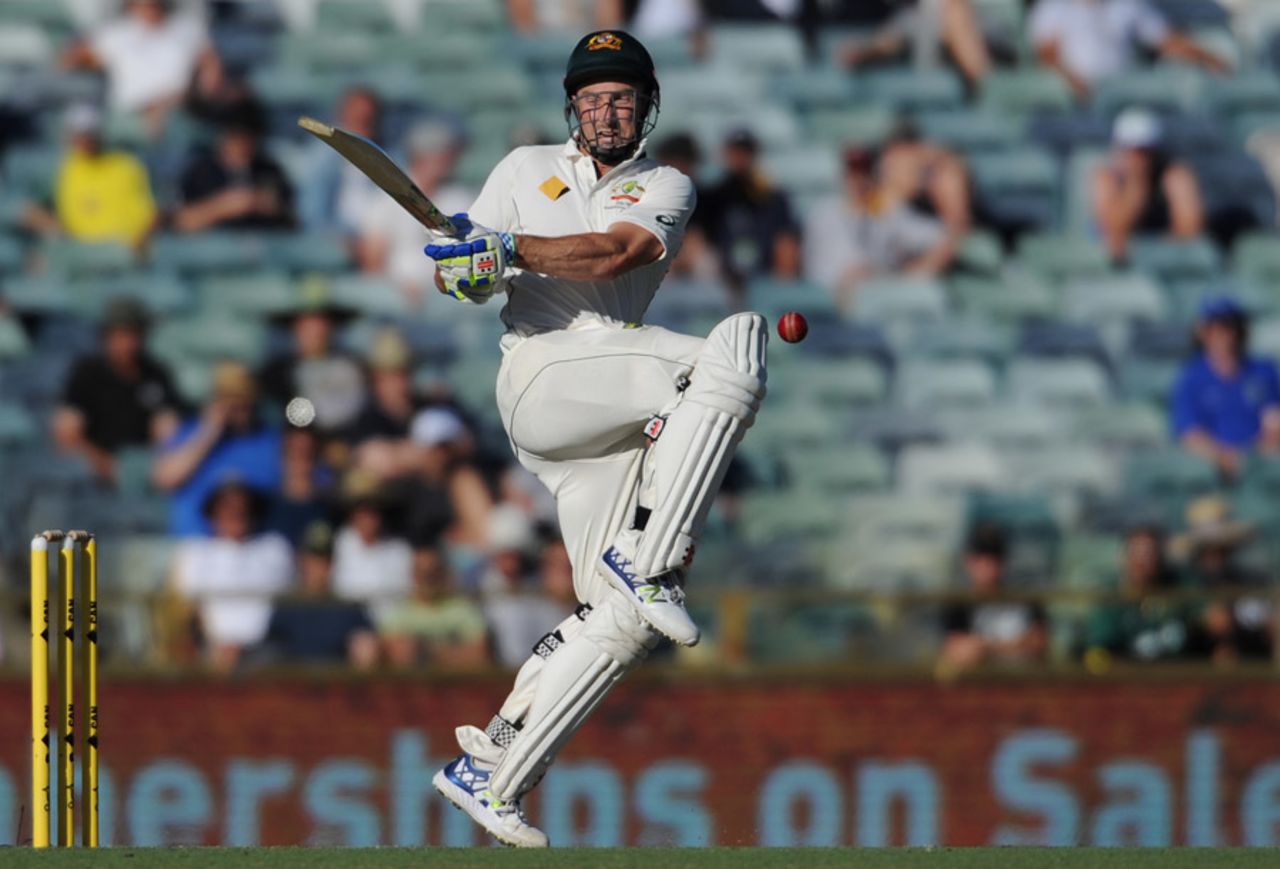 Shaun Marsh miscues a pull shot, Australia v South Africa, 1st Test, Perth, 1st day, November 3, 2016
