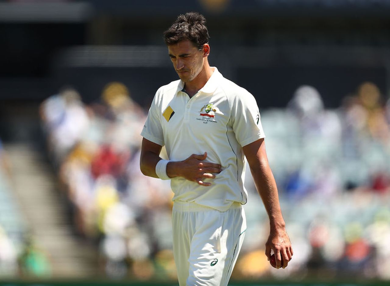 Mitchell Starc feels his side, Australia v South Africa, 1st Test, Perth, 3rd day, November 5, 2016