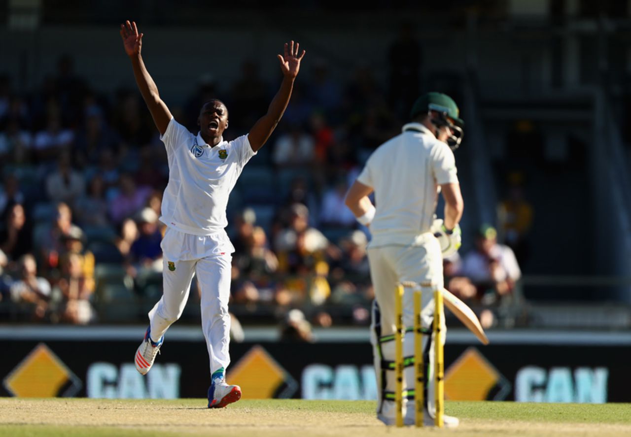 Kagiso Rabada has Steven Smith caught behind, Australia v South Africa, 1st Test, Perth, 4th day, November 6, 2016